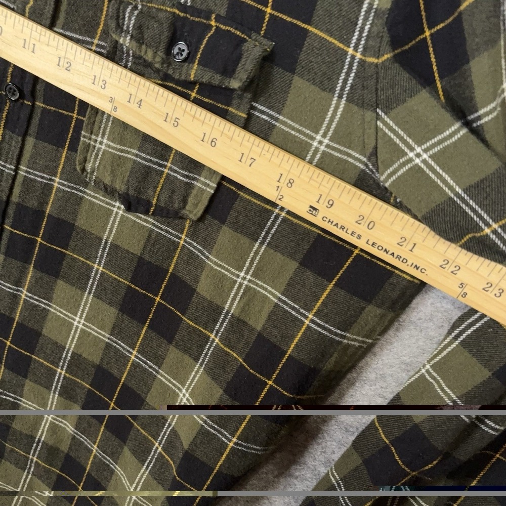 Her Universe x Marvel Loki Flannel Shirt Womens Sz L Green Plaid Graphic Pocket - Picture 8 of 8